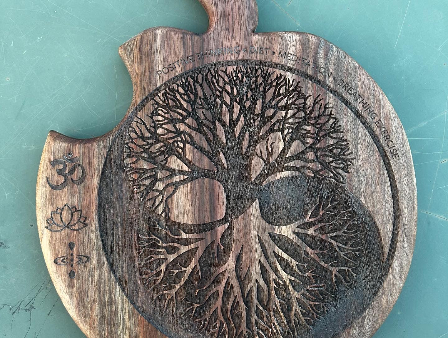 The Apple life tree